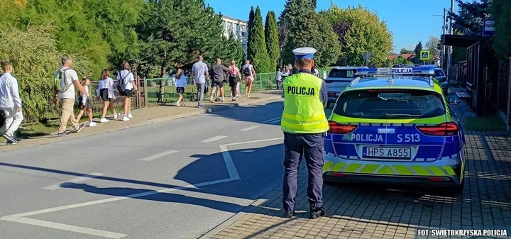 Policja w Sandomierzu rusza pod szkoły. Będą patrole i kontrole