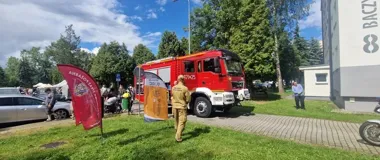 Strażacy z Sandomierza pokazali sprzęt i uczyli, jak reagować na pożar