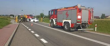 Zasłabł za kierownicą i zjechał na drugi pas. Zderzył się z ciągnikiem